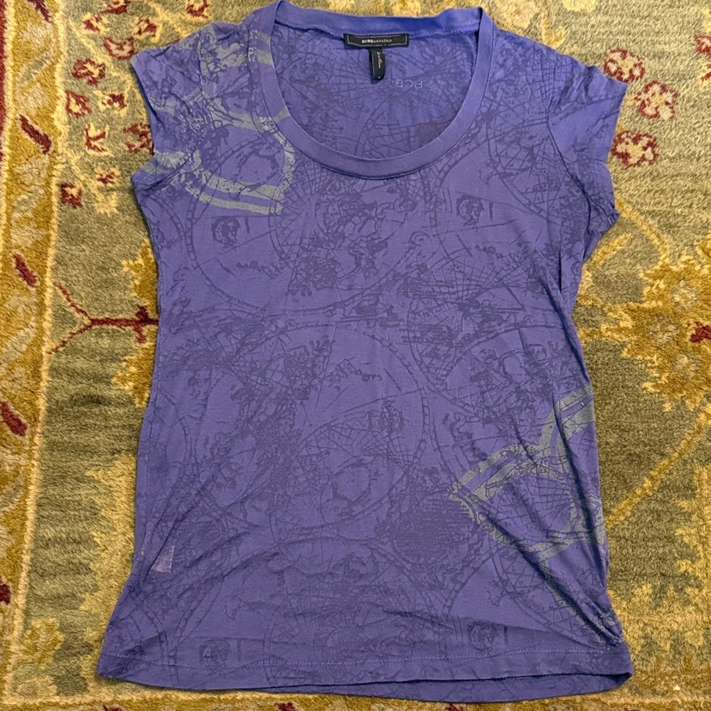 BCBGMaxAzria Purple Graphic Short Sleeve Tee